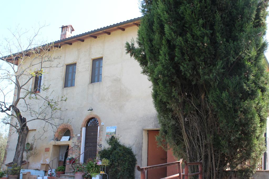 Bio Agriturismo Podere Pretoia Сан-Джиміньяно Екстер'єр фото