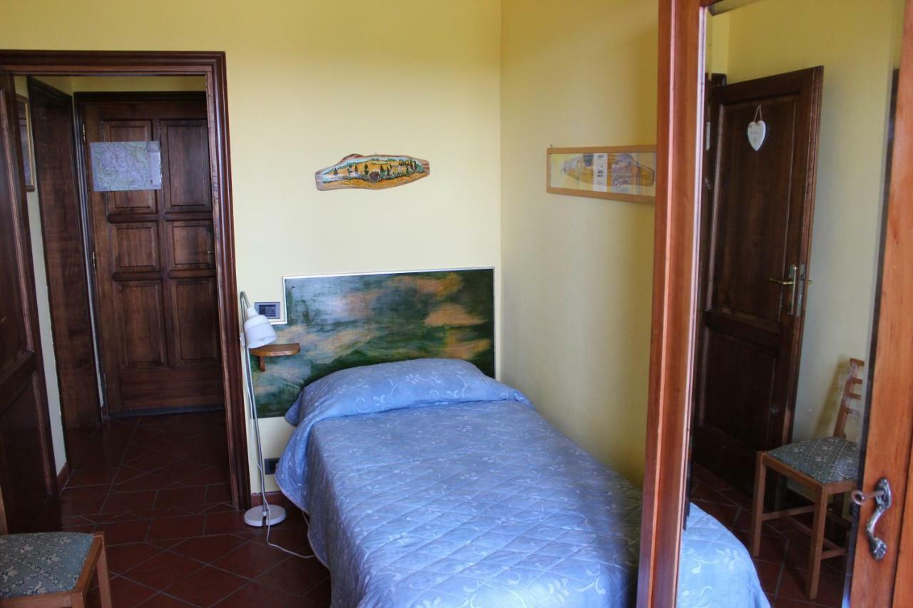 Bio Agriturismo Podere Pretoia Сан-Джиміньяно Екстер'єр фото