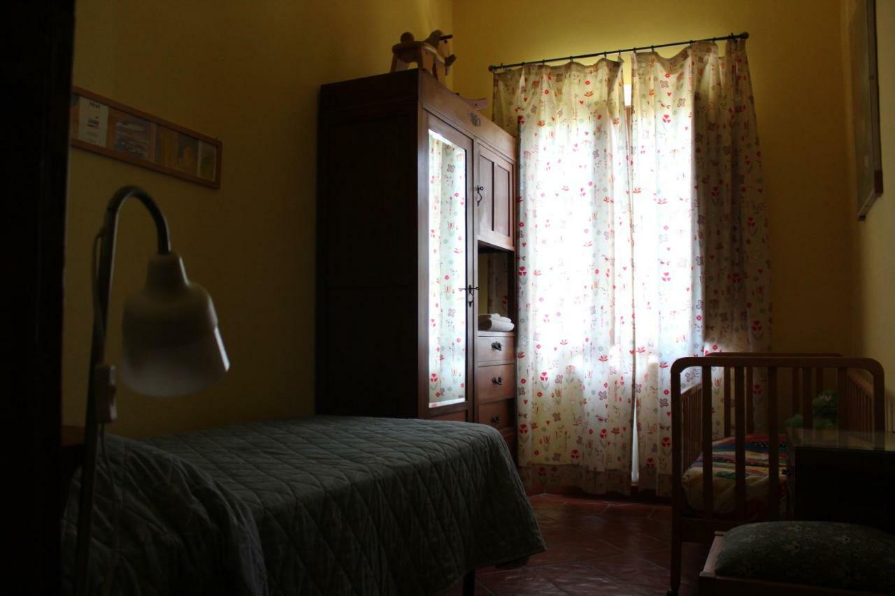 Bio Agriturismo Podere Pretoia Сан-Джиміньяно Екстер'єр фото
